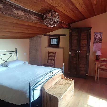 Rota D'amont Bed and breakfast Stroppo